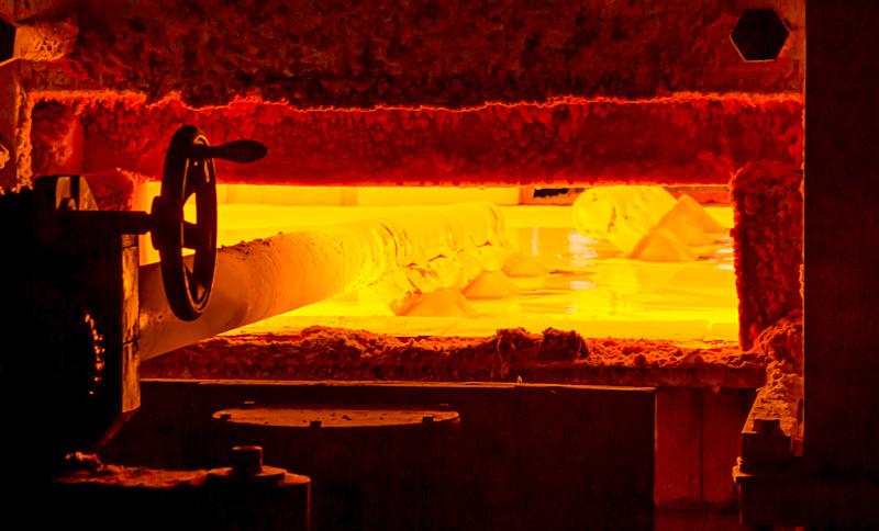 Applications and Efficiency Gains in non contact temperature measurement in the glass industry