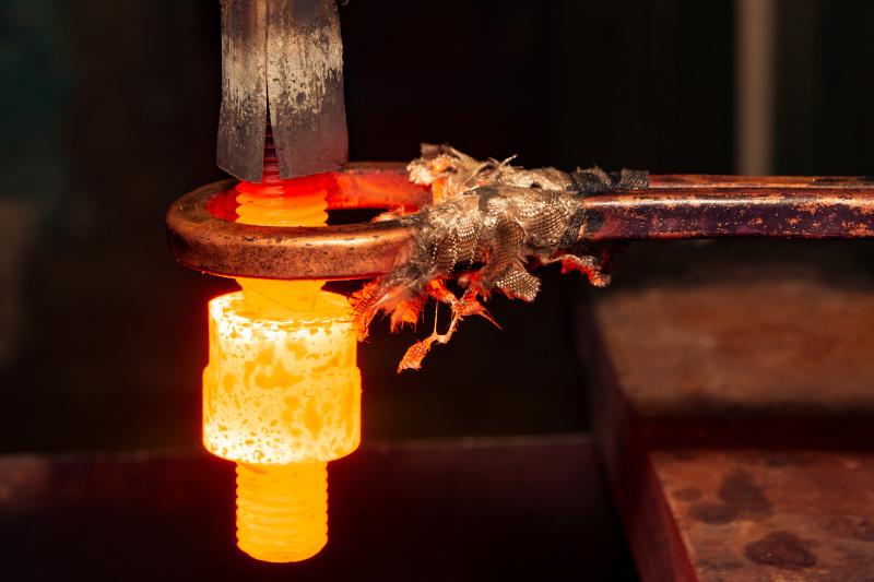 Induction Soldering Processes monitored using temperature measurement products from Optris