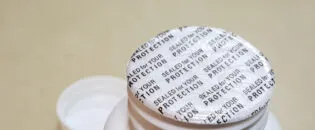 Detecting Sealing Defects in Medicine Bottles via Infrared Monitoring