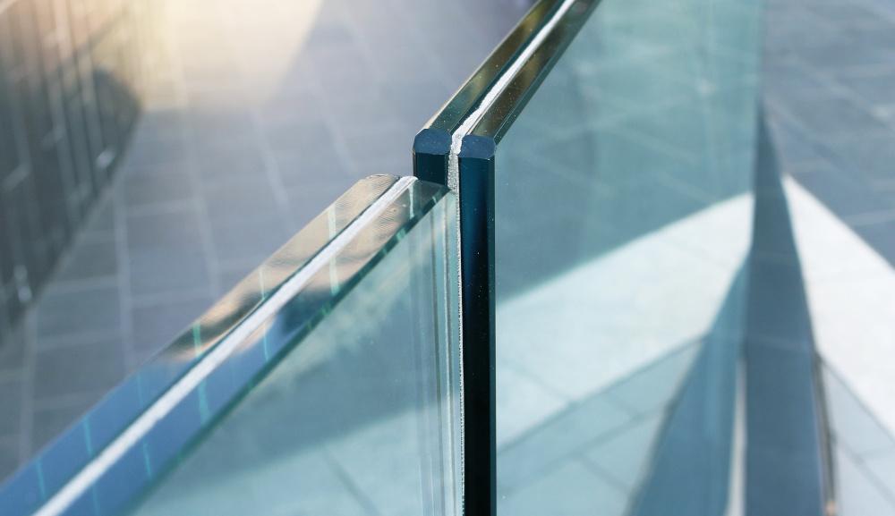 Optimizing Safety Glass Production with Advanced Infrared Sensors